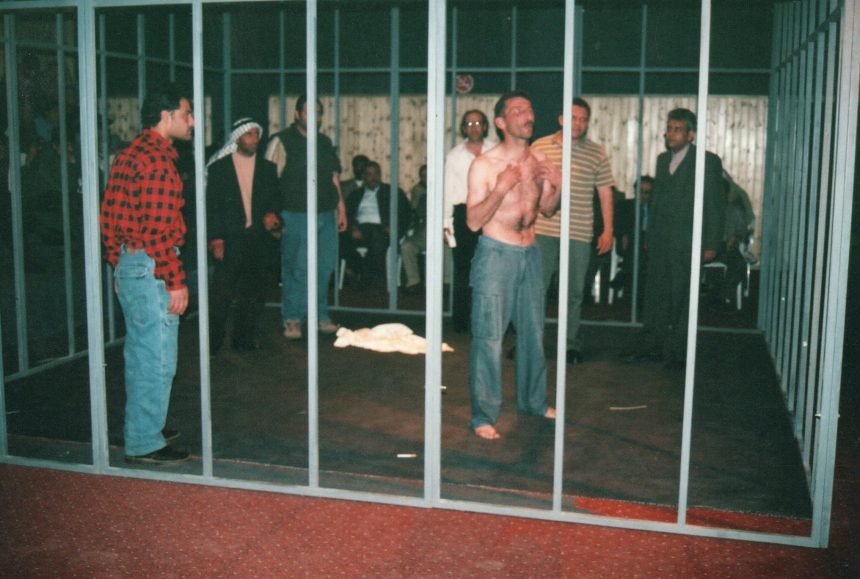 مسرحية زمن الأبرياء